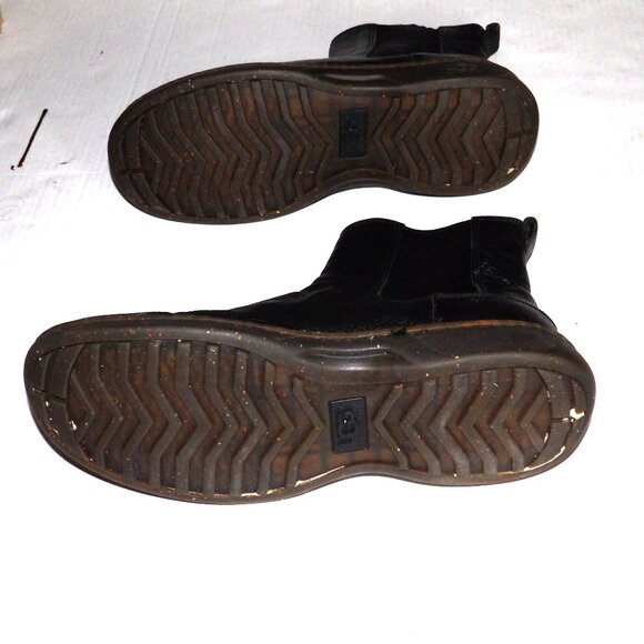 UGGs Size 11 Men\'s Black Boots